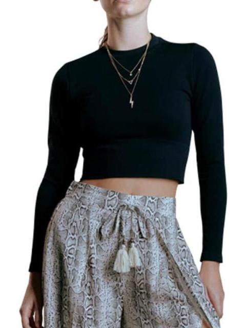 CROP TOP SEAMLESS NEGRO HOLLY LAND
