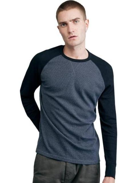 PLAYERA MANGA LARGA MODA GRIS NEXT CO