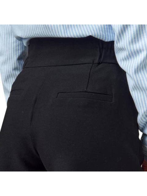 SHORT CON RESORTE NEGRO HOLLY LAND