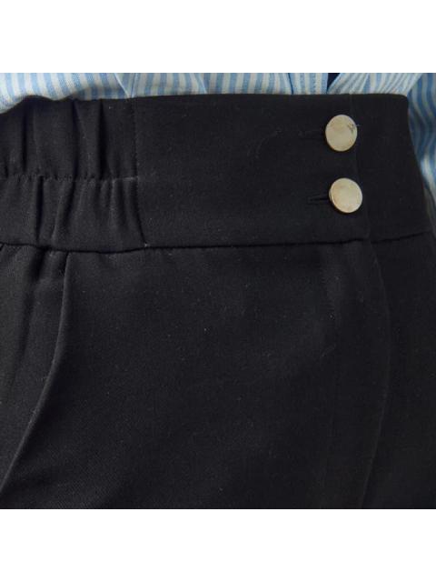 SHORT CON RESORTE NEGRO HOLLY LAND