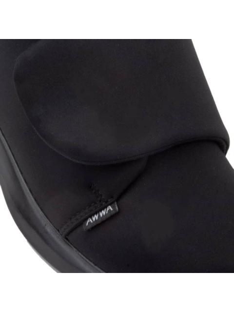 ZAPATO VELCRO NEGRO AWWA